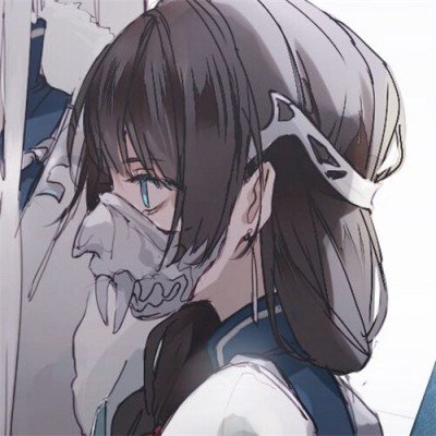 女子挖野菜挖到大蛇双方都吓坏了